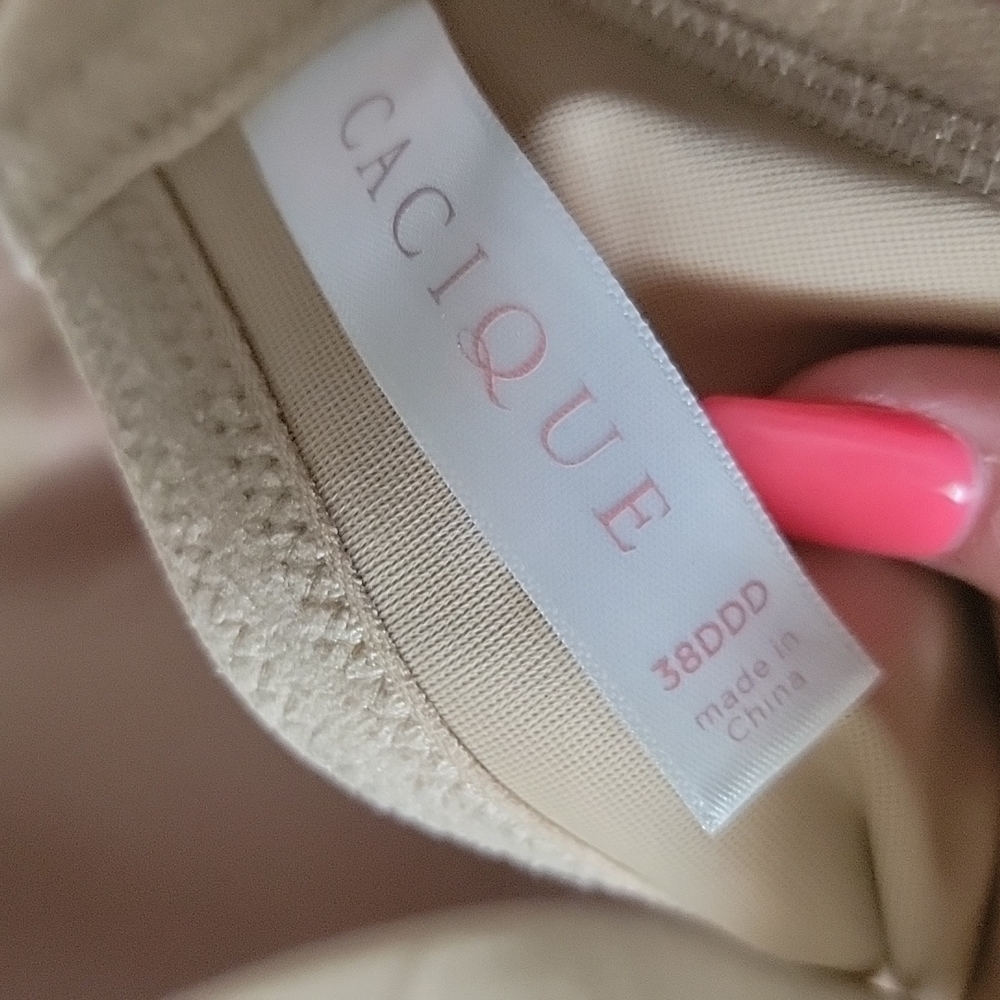 Bras - Picture 6 of 6